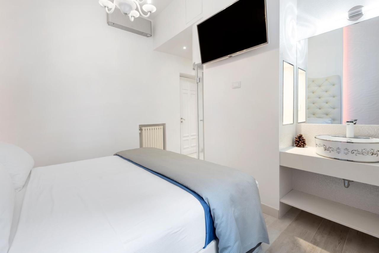 Primus Monti Suites Екстериор снимка